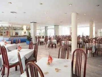 Maracaibo Aparthotel Can Picafort  Apartment
